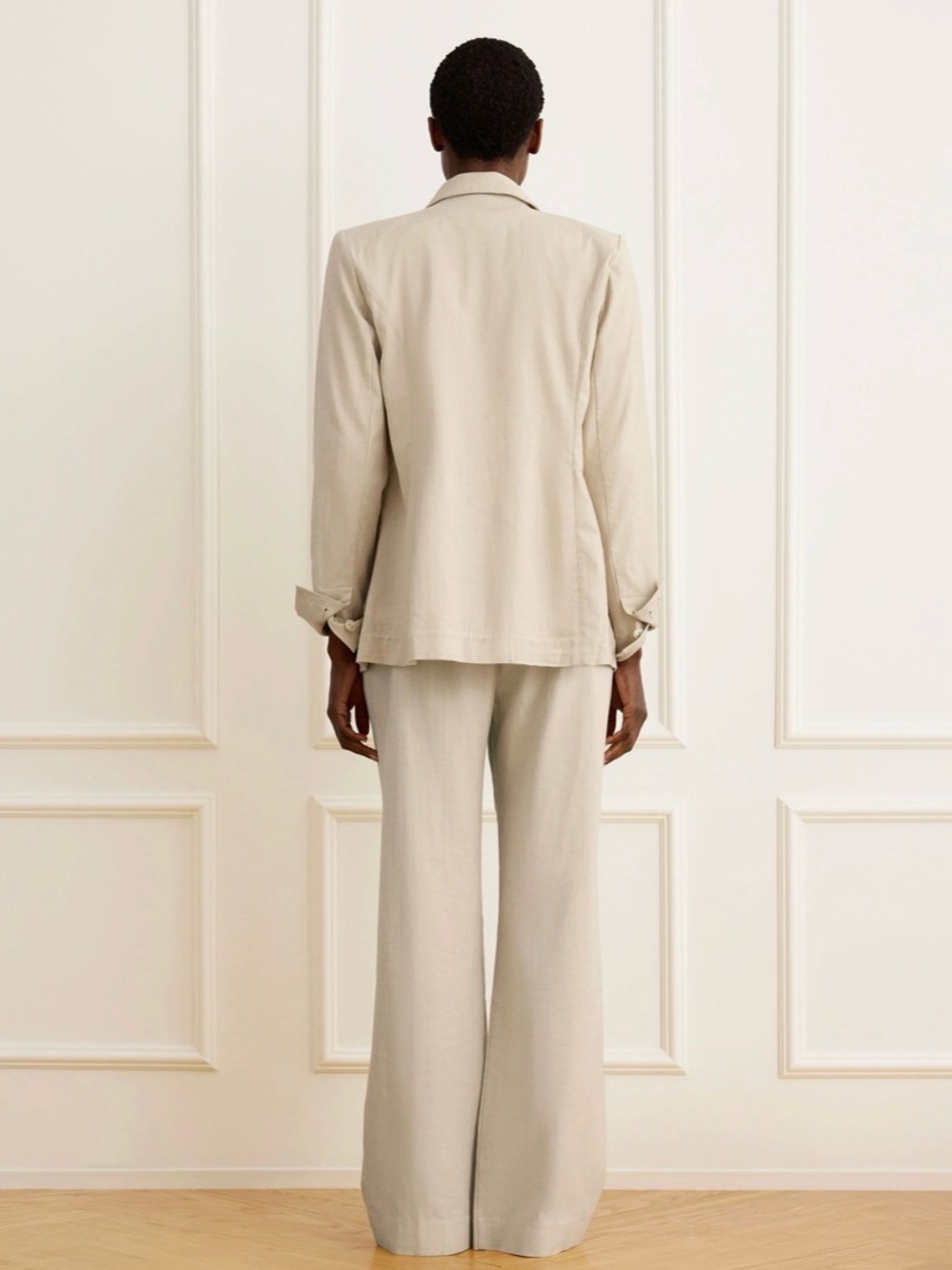 CAbi spring 2026 Pembroke Cream Double-Breasted Linen like Blend Blazer - Picture 4 of 6